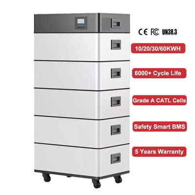 Système solaire à domicile au lithium-ion Lifepo4 modulable et empilable 51.2v 6000 fois batterie de stockage d'énergie 208Ah