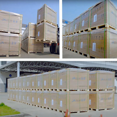 Cadre en alliage d'aluminium anodisé 22,5% Efficacité du panneau N Type 575w à 600w Panneau solaire