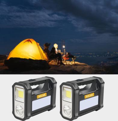 Kit d'éclairage solaire compact hors réseau avec ampoule à LED