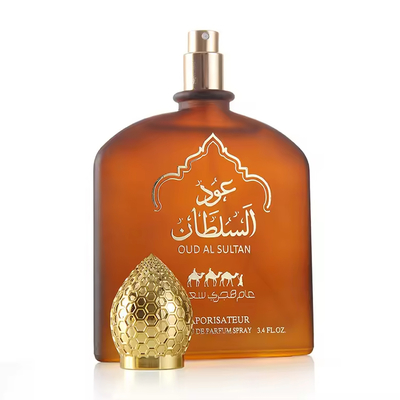Parfum corporel pour hommes et femmes avec une fragrance boisée fruitée fraîche et durable, légèrement parfumée
